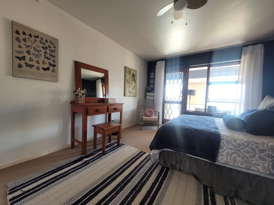 2 Bedroom Property for Sale in Wavecrest Eastern Cape